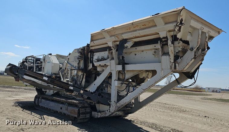 image for item DQ8635 2005 Metso Lokotrack LT1213S crusher