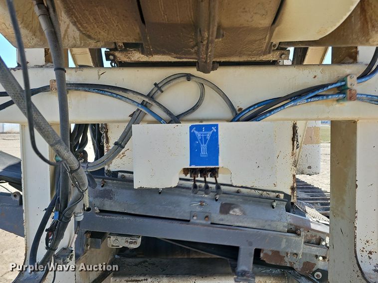 image for item DQ8635 2005 Metso Lokotrack LT1213S crusher