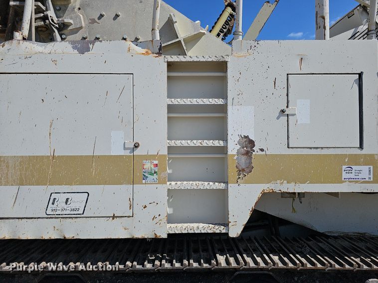 image for item DQ8635 2005 Metso Lokotrack LT1213S crusher