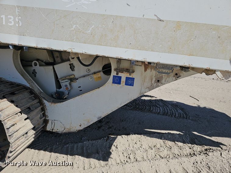 image for item DQ8635 2005 Metso Lokotrack LT1213S crusher