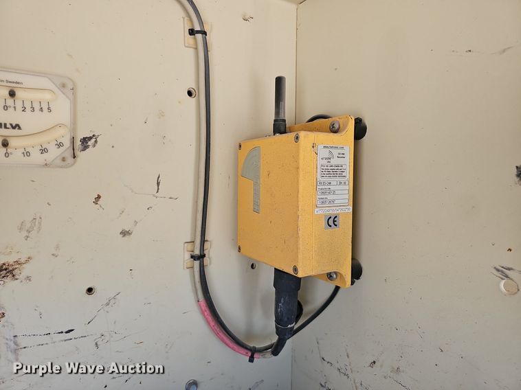 image for item DQ8635 2005 Metso Lokotrack LT1213S crusher