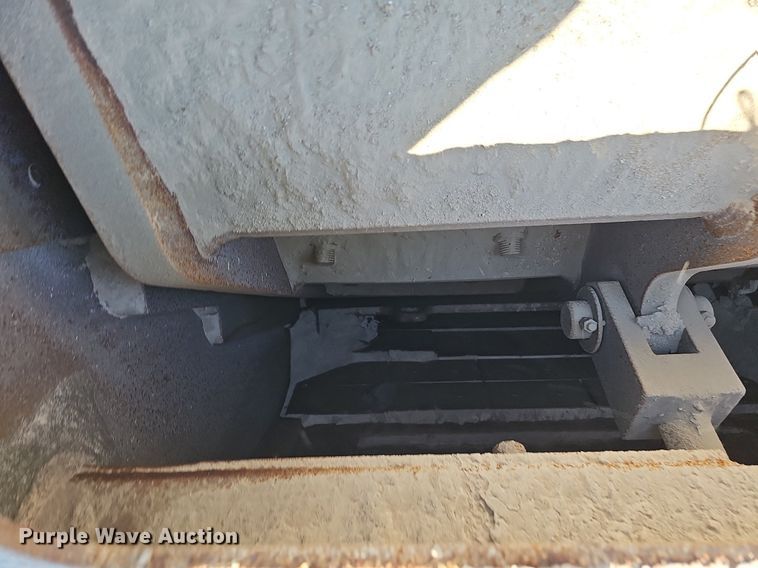 image for item DQ8635 2005 Metso Lokotrack LT1213S crusher