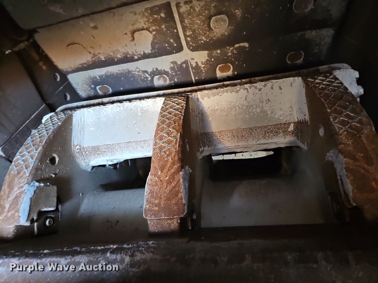 image for item DQ8635 2005 Metso Lokotrack LT1213S crusher