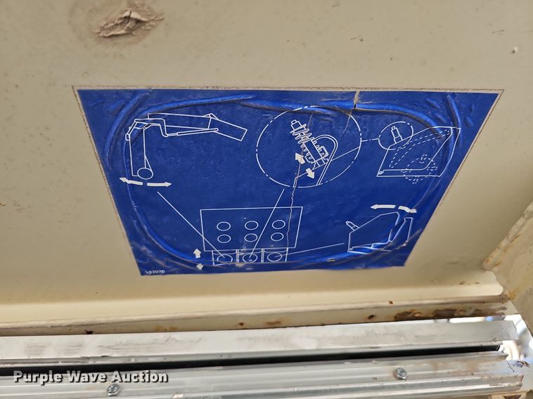 image for item DQ8635 2005 Metso Lokotrack LT1213S crusher