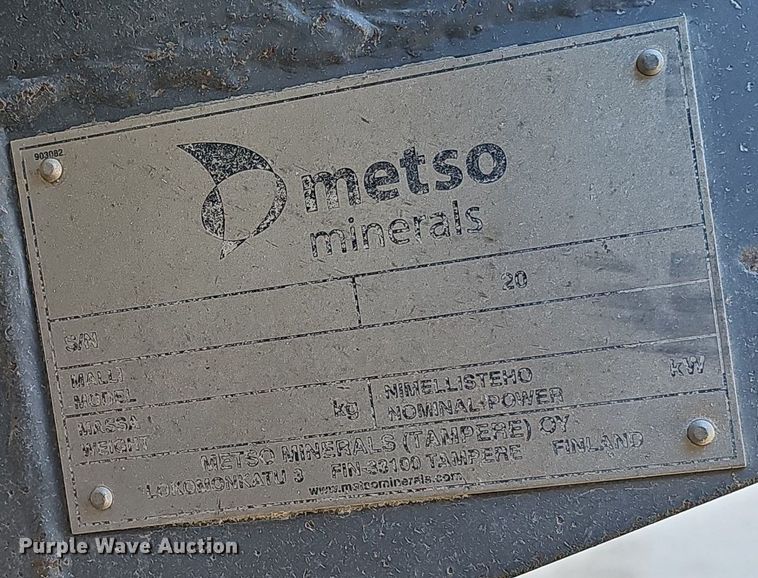 image for item DQ8635 2005 Metso Lokotrack LT1213S crusher