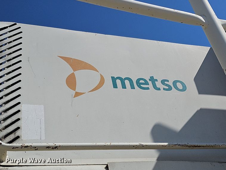 image for item DQ8635 2005 Metso Lokotrack LT1213S crusher