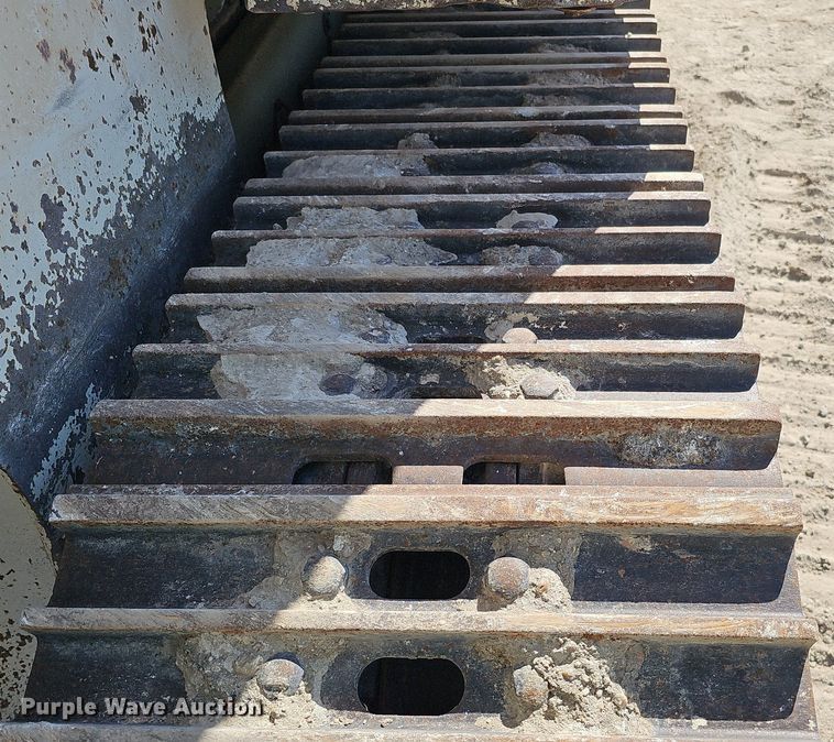 image for item DQ8635 2005 Metso Lokotrack LT1213S crusher