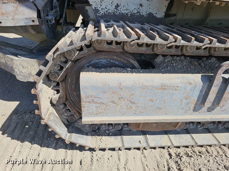 image for item DQ8635 2005 Metso Lokotrack LT1213S crusher