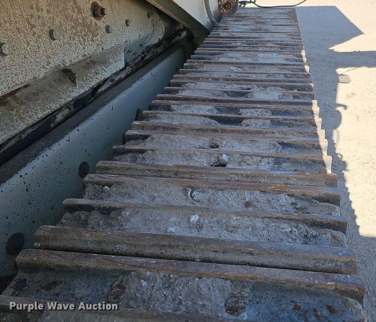 image for item DQ8635 2005 Metso Lokotrack LT1213S crusher