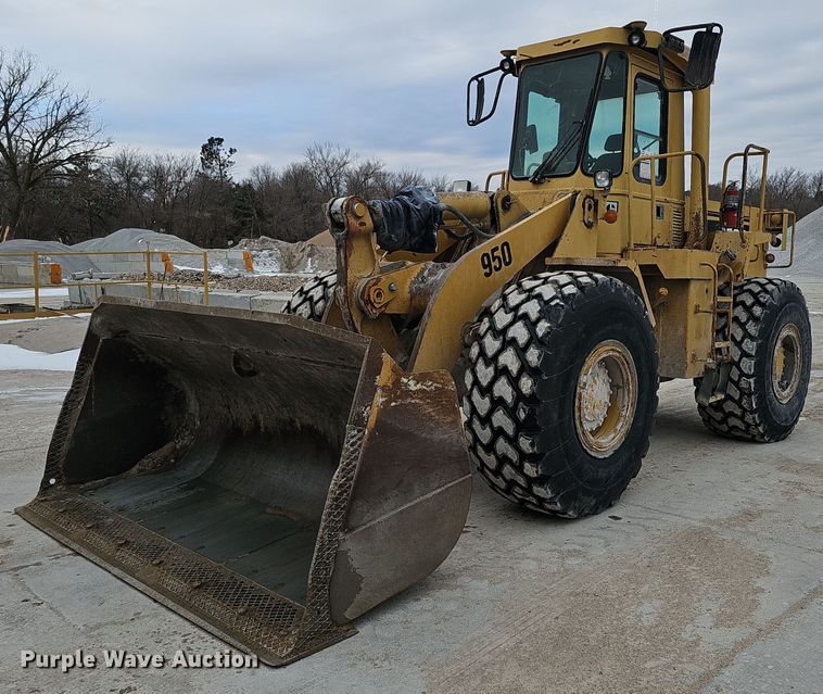 image for item DQ8643 1987 Caterpillar  950B wheel loader