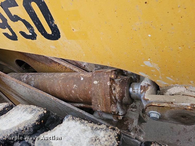 image for item DQ8643 1987 Caterpillar  950B wheel loader