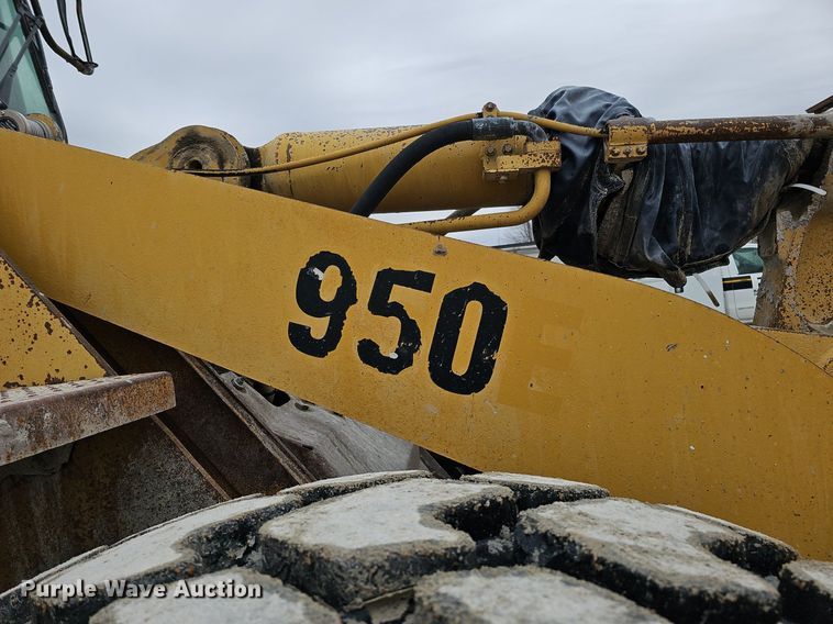 image for item DQ8643 1987 Caterpillar  950B wheel loader