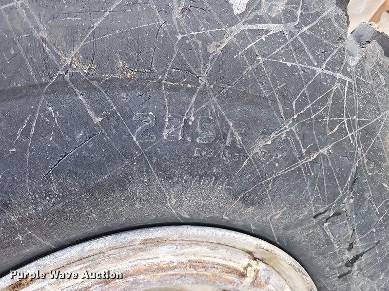 image for item DQ8643 1987 Caterpillar  950B wheel loader