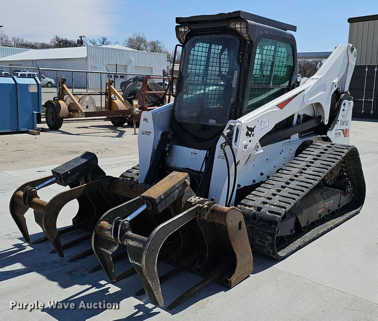 image for item DQ8645 2019 Bobcat T870 tracked skid steer loader