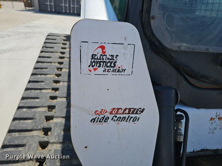 image for item DQ8645 2019 Bobcat T870 tracked skid steer loader