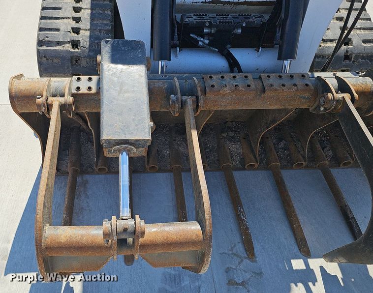 image for item DQ8645 2019 Bobcat T870 tracked skid steer loader