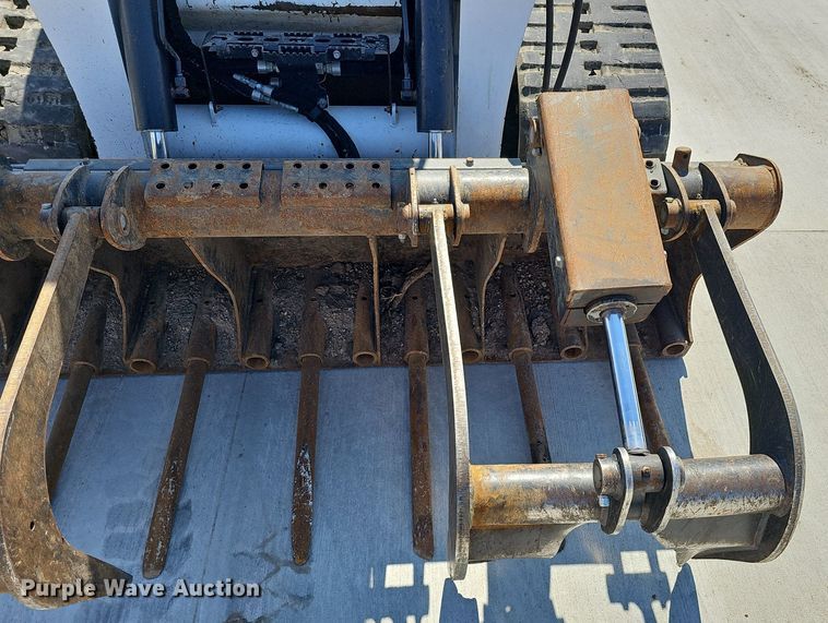 image for item DQ8645 2019 Bobcat T870 tracked skid steer loader