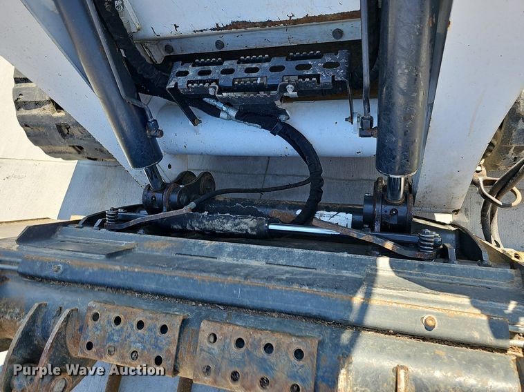 image for item DQ8645 2019 Bobcat T870 tracked skid steer loader