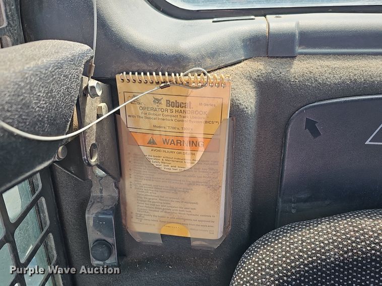 image for item DQ8645 2019 Bobcat T870 tracked skid steer loader