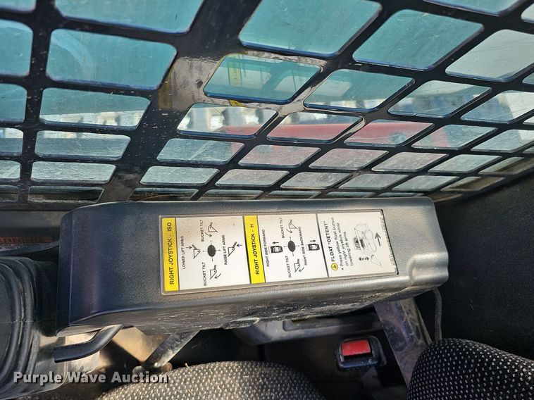 image for item DQ8645 2019 Bobcat T870 tracked skid steer loader