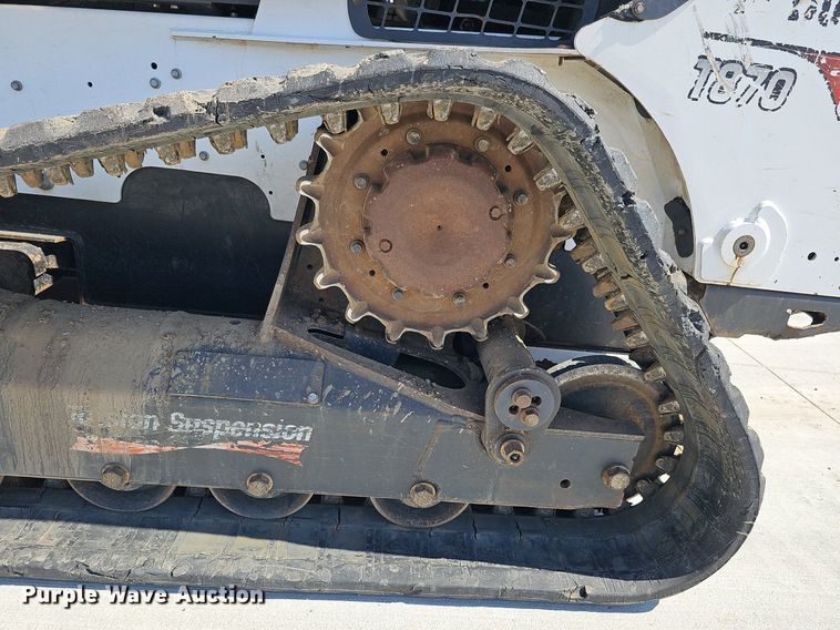 image for item DQ8645 2019 Bobcat T870 tracked skid steer loader