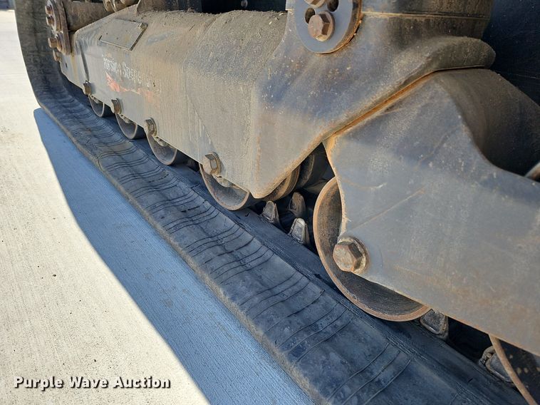 image for item DQ8645 2019 Bobcat T870 tracked skid steer loader