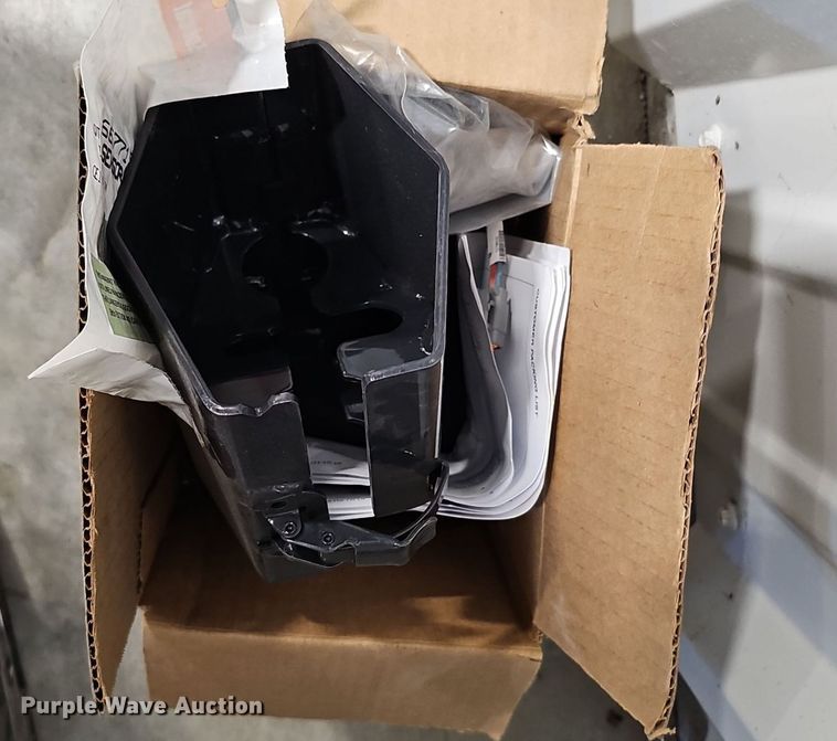 image for item DQ8645 2019 Bobcat T870 tracked skid steer loader