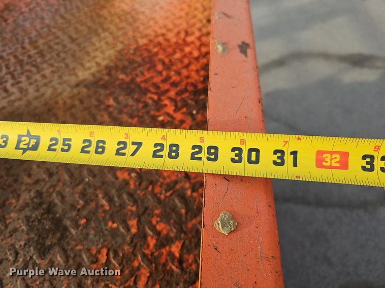 image for item DQ8659 2016 Snorkel S3219E scissor lift