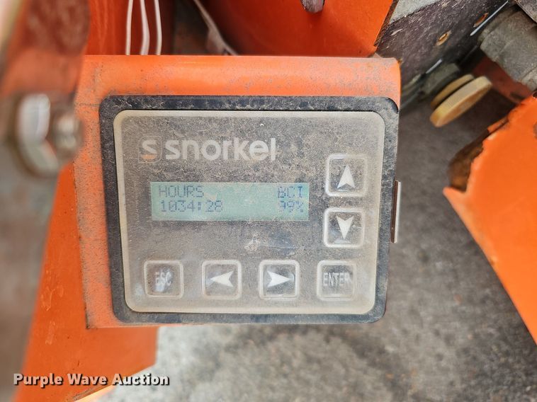 image for item DQ8659 2016 Snorkel S3219E scissor lift