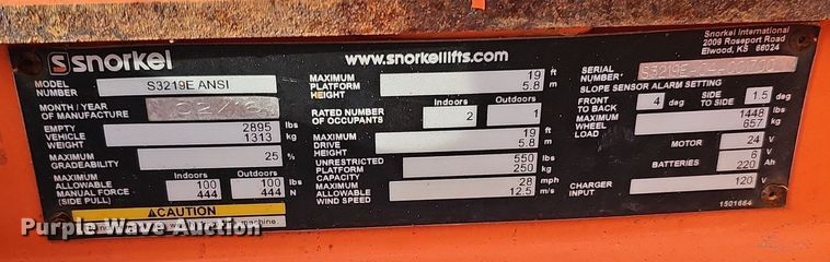 image for item DQ8659 2016 Snorkel S3219E scissor lift