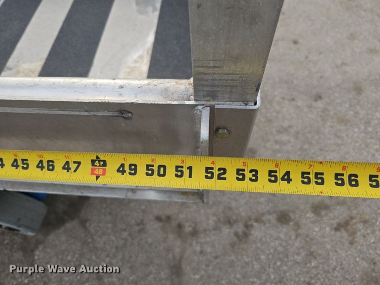 image for item DQ8661 2018 Genie GR-12 vertical lift