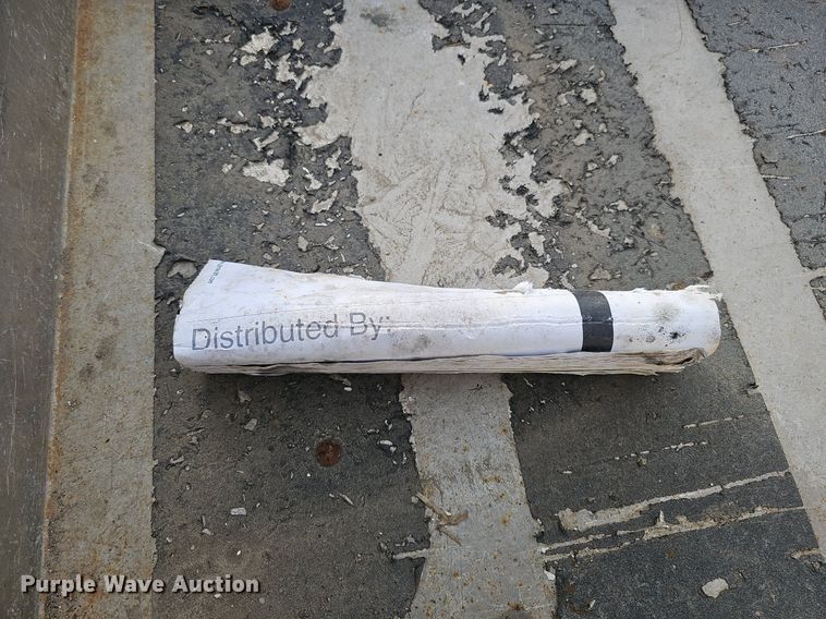 image for item DQ8661 2018 Genie GR-12 vertical lift