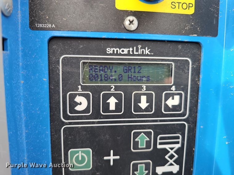 image for item DQ8661 2018 Genie GR-12 vertical lift