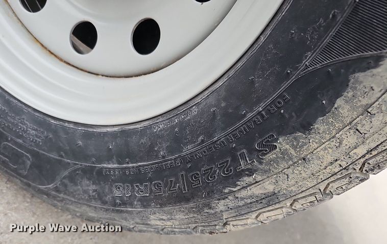 image for item DQ8663 2002 Ingersoll Rand P250WJD air compressor