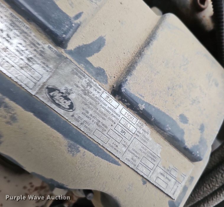 image for item DQ8664 2002 Mack CV713 dump truck