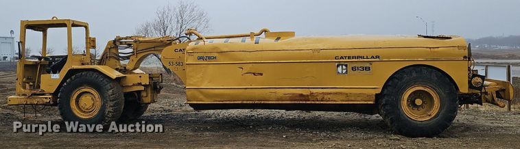 image for item DQ8666 1978 Caterpillar 613B water wagon