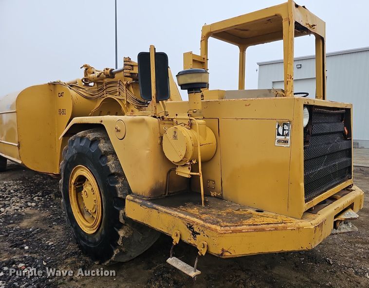 image for item DQ8666 1978 Caterpillar 613B water wagon