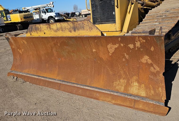 image for item DQ8678 2003 Caterpillar D6N LGP dozer