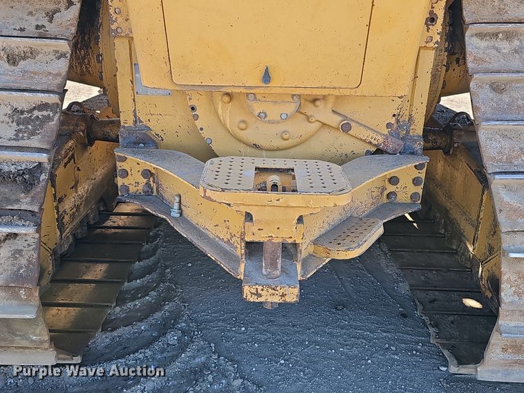 image for item DQ8678 2003 Caterpillar D6N LGP dozer
