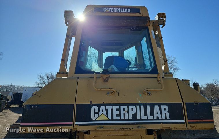 image for item DQ8678 2003 Caterpillar D6N LGP dozer