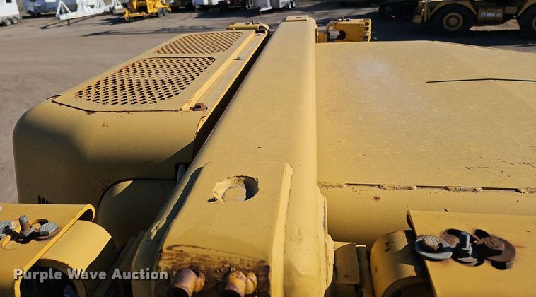 image for item DQ8678 2003 Caterpillar D6N LGP dozer