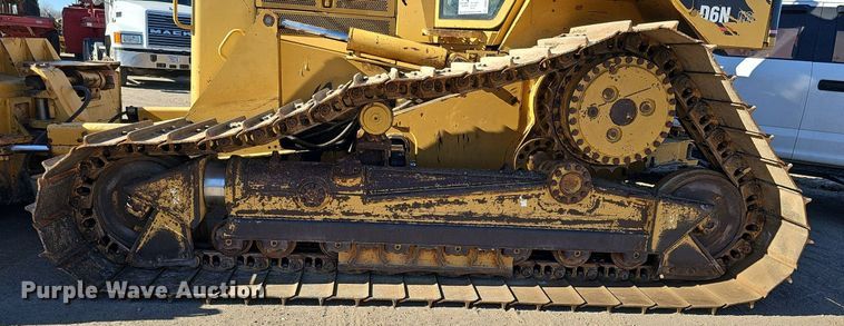 image for item DQ8678 2003 Caterpillar D6N LGP dozer