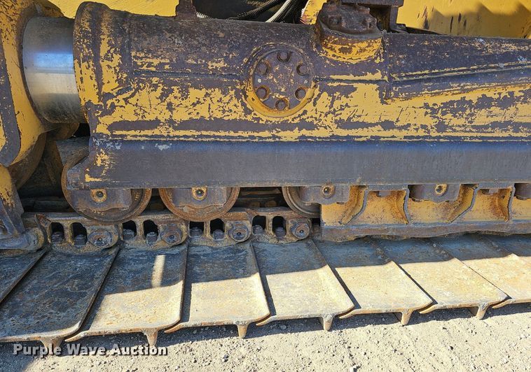 image for item DQ8678 2003 Caterpillar D6N LGP dozer