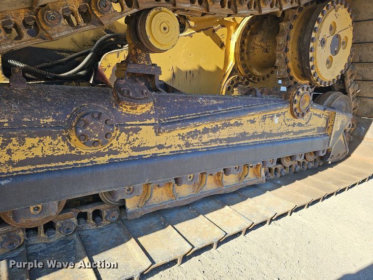 image for item DQ8678 2003 Caterpillar D6N LGP dozer