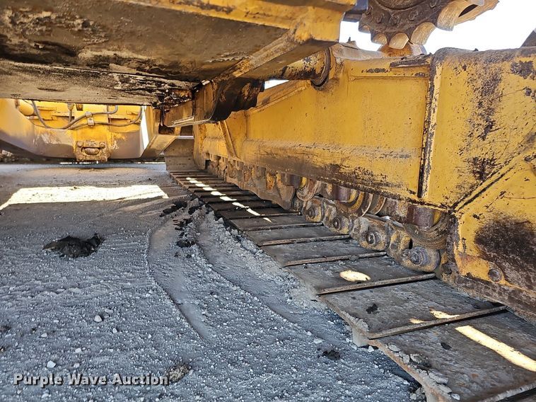 image for item DQ8678 2003 Caterpillar D6N LGP dozer