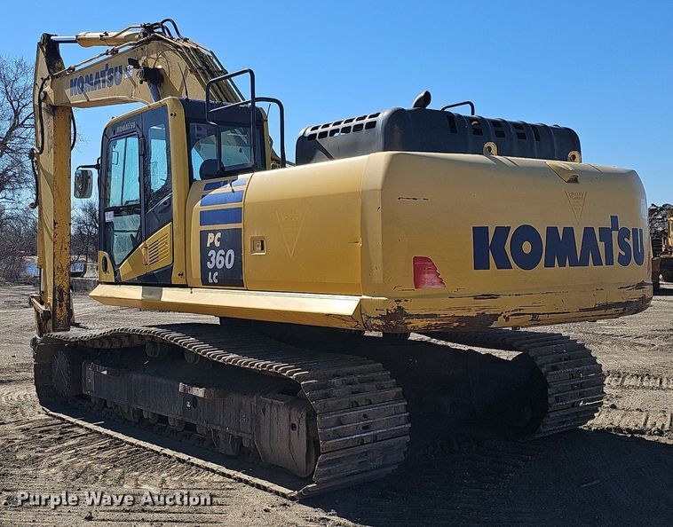 image for item DQ8679 2013 Komatsu PC360LC-10 excavator