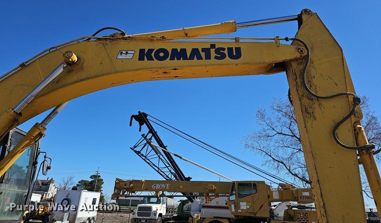 image for item DQ8679 2013 Komatsu PC360LC-10 excavator