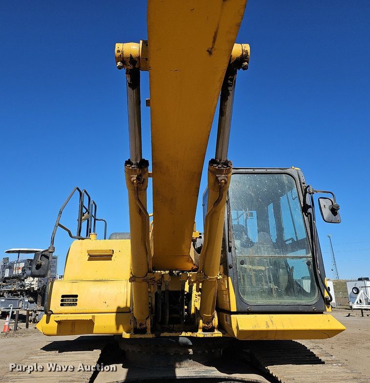 image for item DQ8679 2013 Komatsu PC360LC-10 excavator