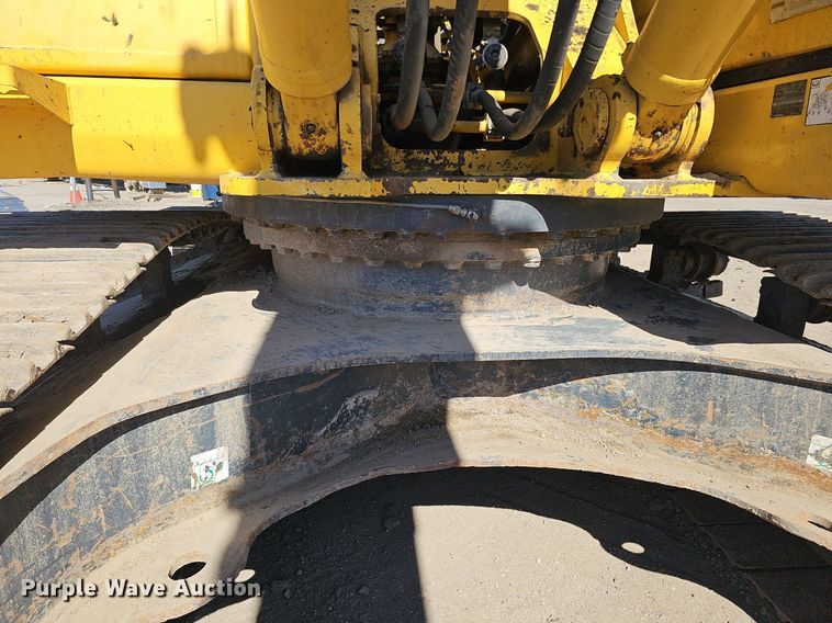 image for item DQ8679 2013 Komatsu PC360LC-10 excavator