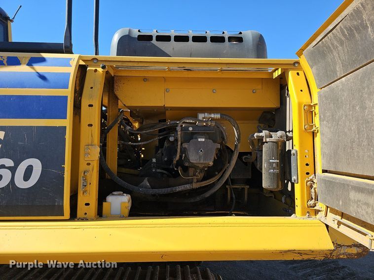 image for item DQ8679 2013 Komatsu PC360LC-10 excavator